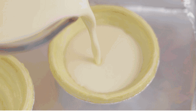 教你奶香四溢的葡式蛋撻，吃一個(gè)星期都不會(huì)膩